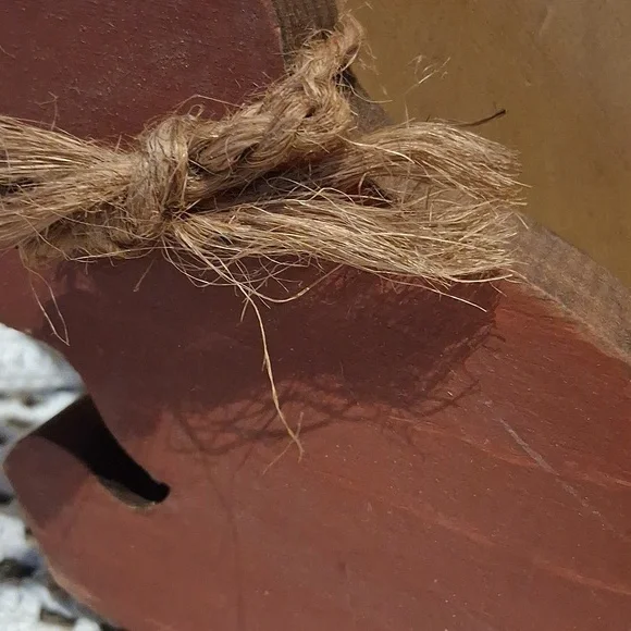 Wooden Cat - Picture 2 of 2